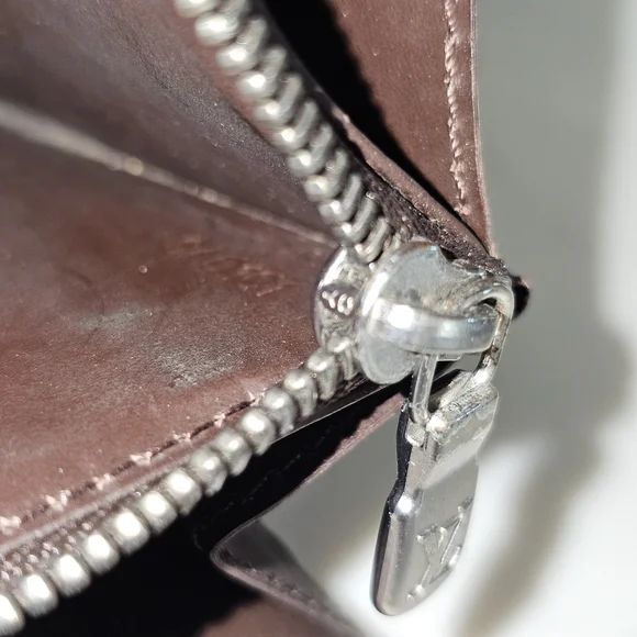 LOUIS VUITTON BROWN EPI WALLET EXCELLENT Accessories